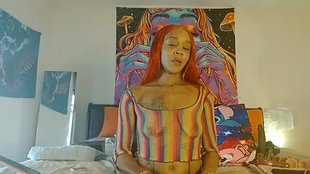 Snapshot of EnticingAaliyah chatting on 04.30.26 EnticingAaliyah online show from 04.30.26