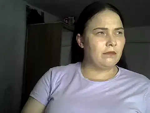 Snapshot of TammyAh chatting on 02.06.25 TammyAh online show from 02.06.25