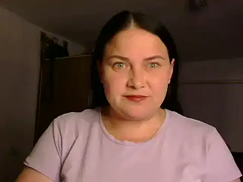 Snapshot of TammyAh chatting on 03.22.25 TammyAh online show from 03.22.25