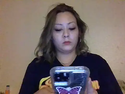 Snapshot of YOUNGFLICKA chatting on 11.20.25 YOUNGFLICKA online show from 11.20.25