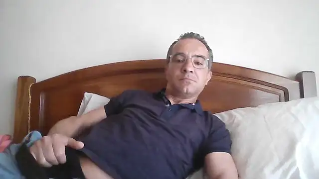 CarlosRocha73 online show from 04.21.26