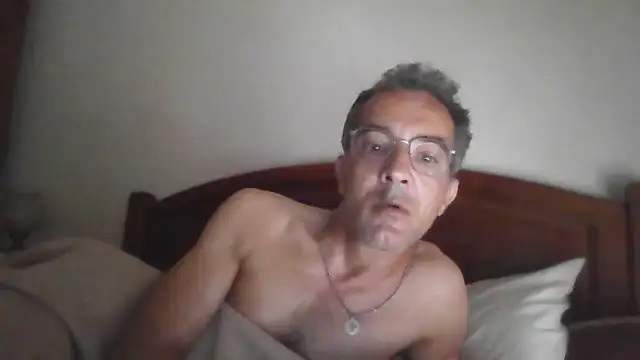 CarlosRocha73 online show from 06.17.26