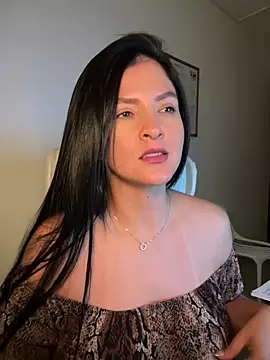 Snapshot of Carolina_Novoa chatting on 02.16.25 Carolina Novoa online show from 02.16.25