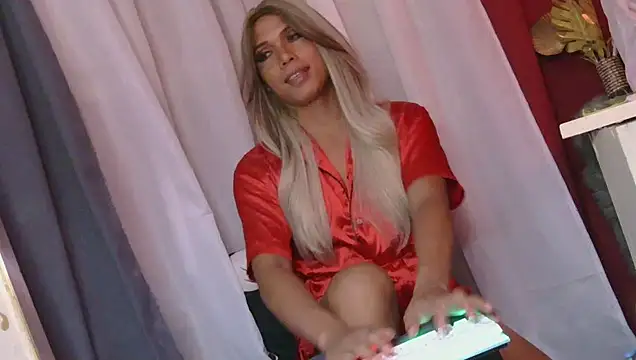 Snapshot of akelah21 chatting on 09.19.25 akelah21 online show from 09.19.25