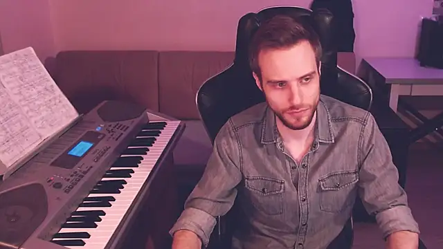 Snapshot of Sweetparker chatting on 12.04.24 Sweetparker online show from 12.04.24