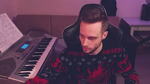 Snapshot of Sweetparker chatting on 12.24.24 Sweetparker online show from 12.24.24