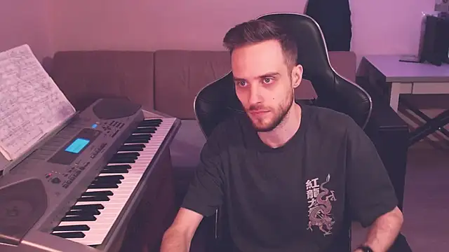 Snapshot of Sweetparker chatting on 12.26.24 Sweetparker online show from 12.26.24