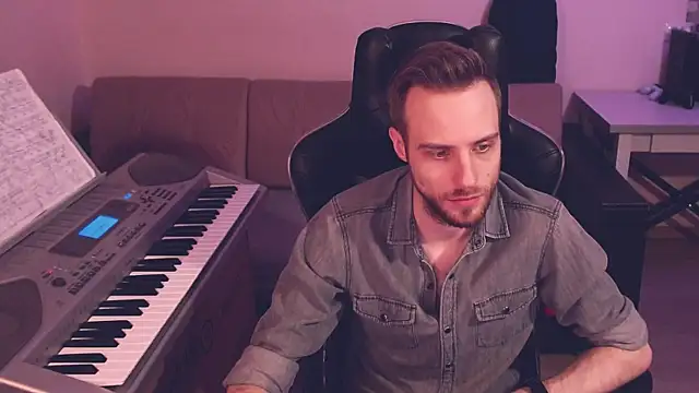 Snapshot of Sweetparker chatting on 01.10.25 Sweetparker online show from 01.10.25