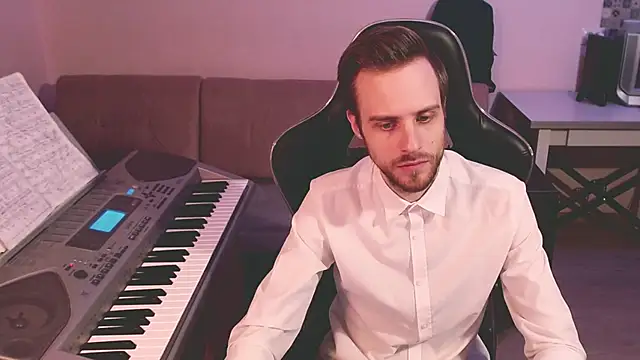 Snapshot of Sweetparker chatting on 02.21.25 Sweetparker online show from 02.21.25