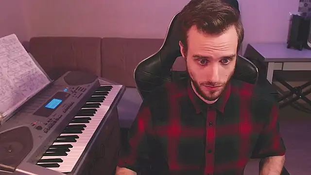 Snapshot of Sweetparker chatting on 02.25.25 Sweetparker online show from 02.25.25