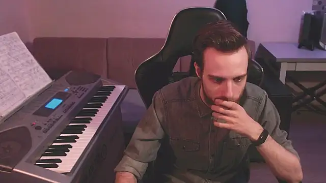 Snapshot of Sweetparker chatting on 03.02.25 Sweetparker online show from 03.02.25