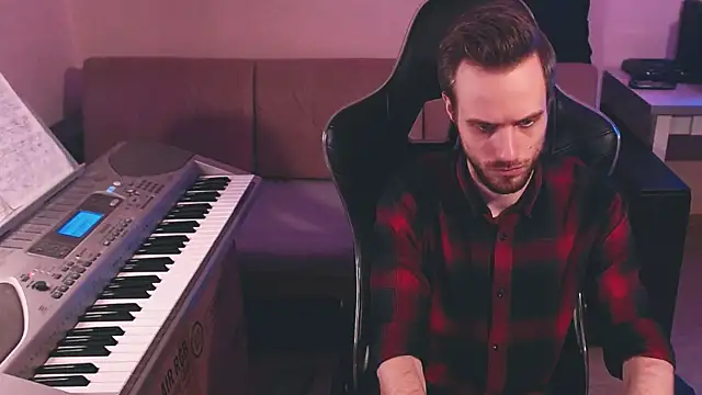 Snapshot of Sweetparker chatting on 09.28.25 Sweetparker online show from 09.28.25