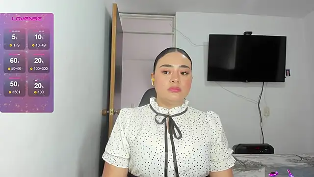 Snapshot of ReyleDoll chatting on 07.21.26 ReyleDoll online show from 07.21.26