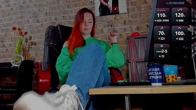 MrsVenus online show from 03.17.25