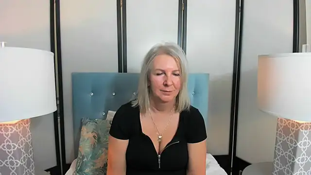 EricaTop online show from 02.19.25