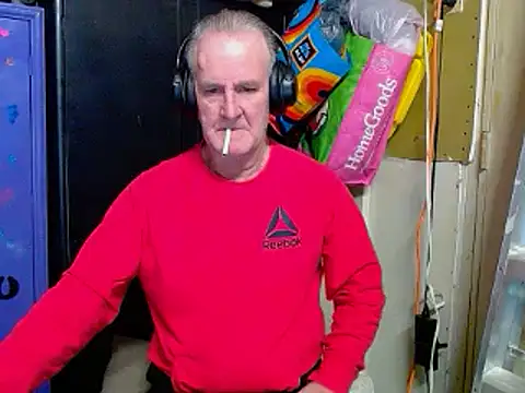 Snapshot of Sweet_Sexy1963 chatting on 02.15.25 Sweet Sexy1963 online show from 02.15.25