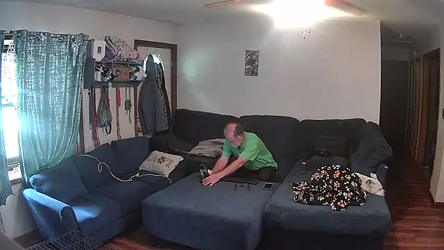 Snapshot of Sweet_Sexy1963 chatting on 09.24.25 Sweet Sexy1963 online show from 09.24.25