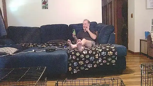 Snapshot of Sweet_Sexy1963 chatting on 09.30.25 Sweet Sexy1963 online show from 09.30.25