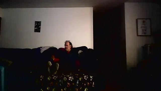 Snapshot of Sweet_Sexy1963 chatting on 11.23.25 Sweet Sexy1963 online show from 11.23.25