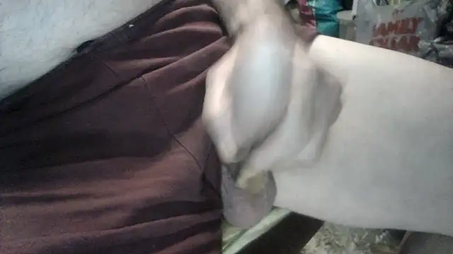 Snapshot of russtee chatting on 11.08.25 russtee online show from 11.08.25