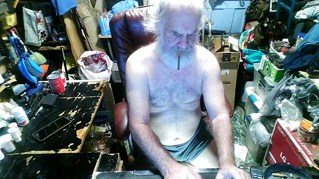 russtee online show from 12.17.25