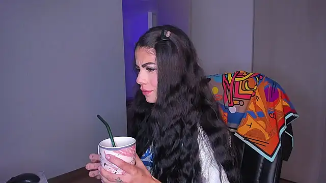 Lisegg  online show from 12.20.25