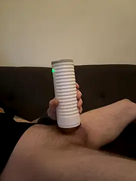 Snapshot of LionBoy1976 chatting on 11.18.25 LionBoy1976 online show from 11.18.25