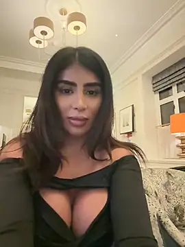 ArabicBarbie online show from 01.15.25