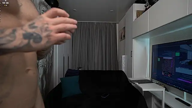 NickHOWLEN online show from 04.16.26