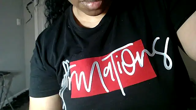 Sexymona1218 online show from 09.18.25