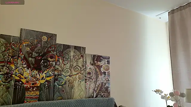 lara heaven online show from 03.08.25