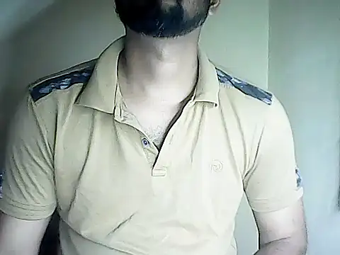 Snapshot of LifeLineSL chatting on 12.20.24 LifeLineSL online show from 12.20.24