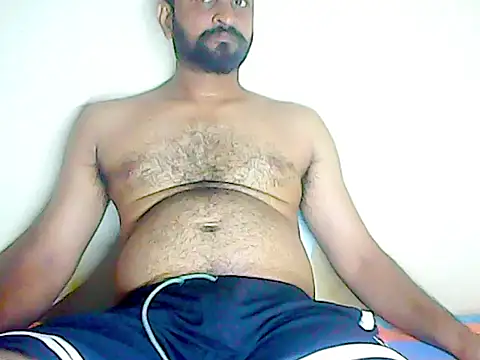 Snapshot of LifeLineSL chatting on 10.10.25 LifeLineSL online show from 10.10.25