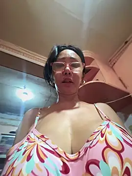 sweetieme online show from 03.17.25