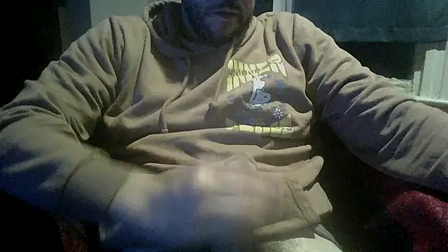 Snapshot of loozamangos chatting on 12.05.25 loozamangos online show from 12.05.25