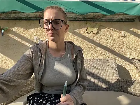 Snapshot of didi-diamond chatting on 01.18.26 didi-diamond online show from 01.18.26