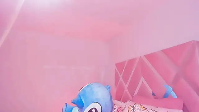 Snapshot of dulce_doll1 chatting on 03.08.25 dulce doll1 online show from 03.08.25