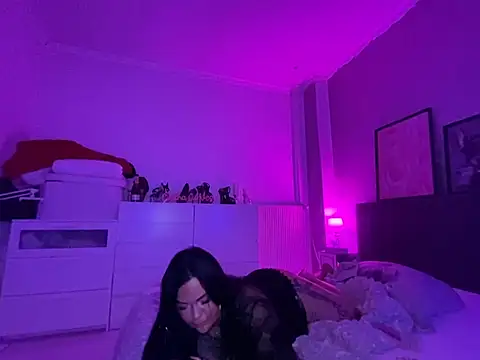  MelinaCurves  online show from 01.25.25