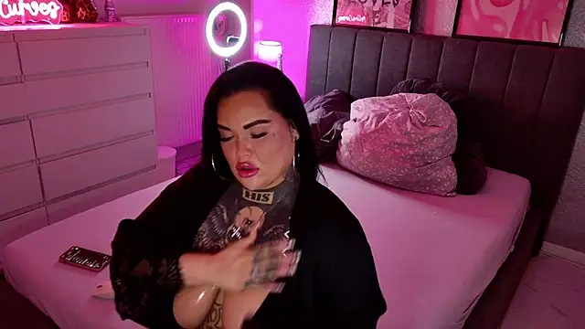  MelinaCurves  online show from 03.14.25