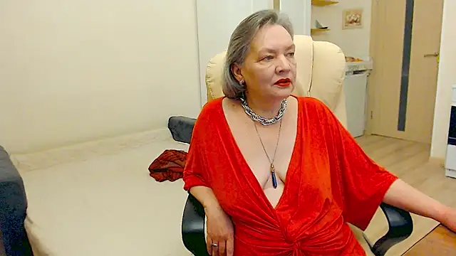 MomJaneSex online show from 12.14.25