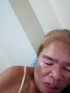 Snapshot of sexylizzy4u chatting on 01.27.25 sexylizzy4u online show from 01.27.25