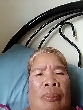 Snapshot of sexylizzy4u chatting on 02.11.25 sexylizzy4u online show from 02.11.25