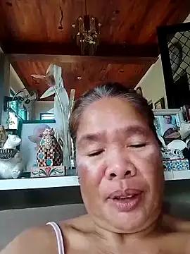 Snapshot of sexylizzy4u chatting on 03.23.25 sexylizzy4u online show from 03.23.25