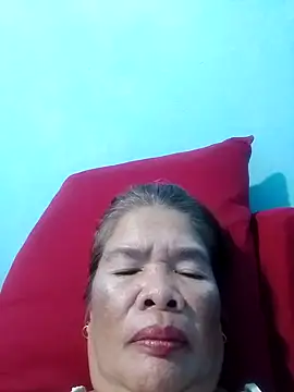 Snapshot of sexylizzy4u chatting on 10.08.25 sexylizzy4u online show from 10.08.25