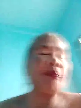 Snapshot of sexylizzy4u chatting on 04.19.26 sexylizzy4u online show from 04.19.26