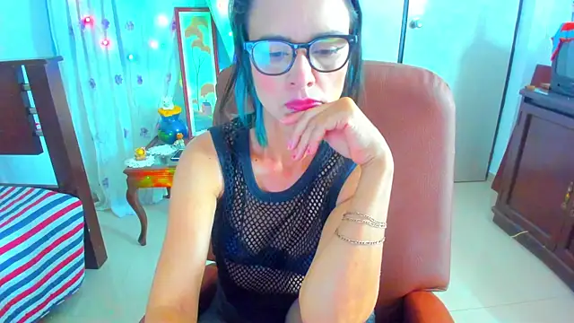 BrianaGarner online show from 02.15.26