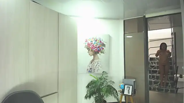 carieBelle1 online show from 03.05.25