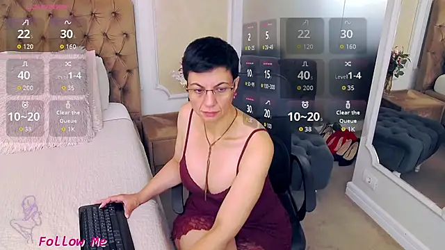 Snapshot of BustyPenellope chatting on 06.28.26 BustyPenellope online show from 06.28.26