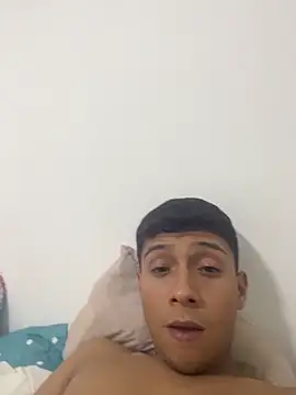 Thiagoo Frost online show from 11.08.25