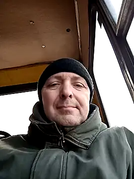 Snapshot of Pokaz2020 chatting on 01.01.25 Pokaz2020 online show from 01.01.25